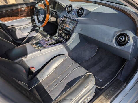 2012 Jaguar XJL Portfolio
