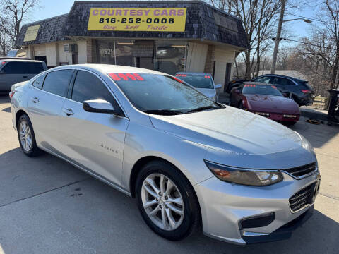 2017 Chevrolet Malibu for sale at Courtesy Cars in Independence MO