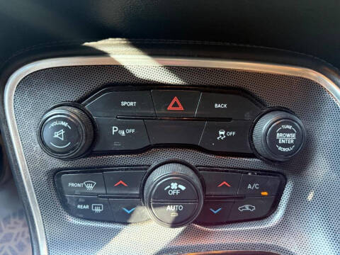 2016 Dodge Challenger SXT