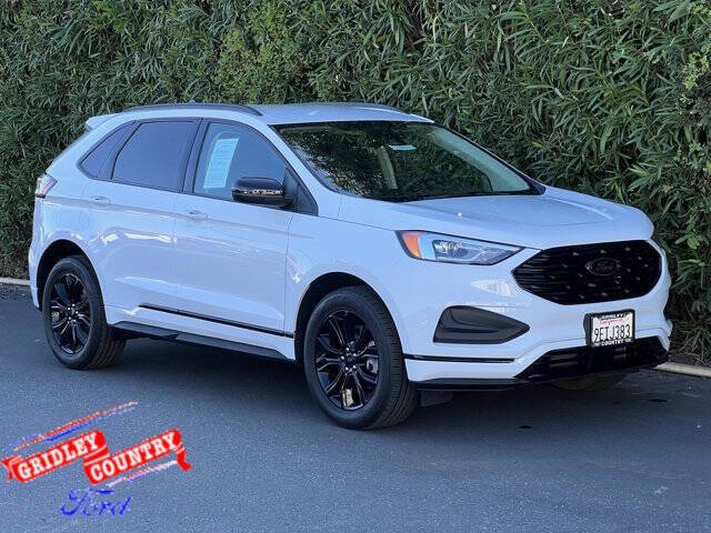 2022 Ford Edge SE