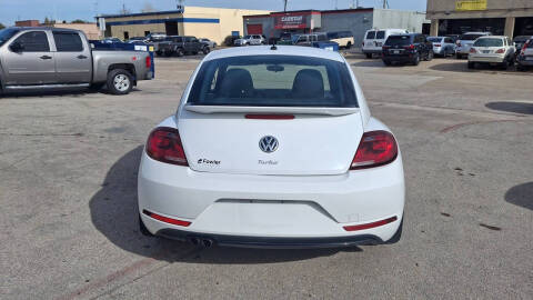 2019 Volkswagen Beetle 2.0T S