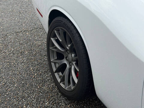 2016 Dodge Challenger SRT 392