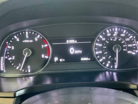 2020 Kia Cadenza Technology