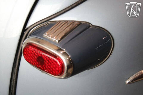 1947 Ford Super Deluxe