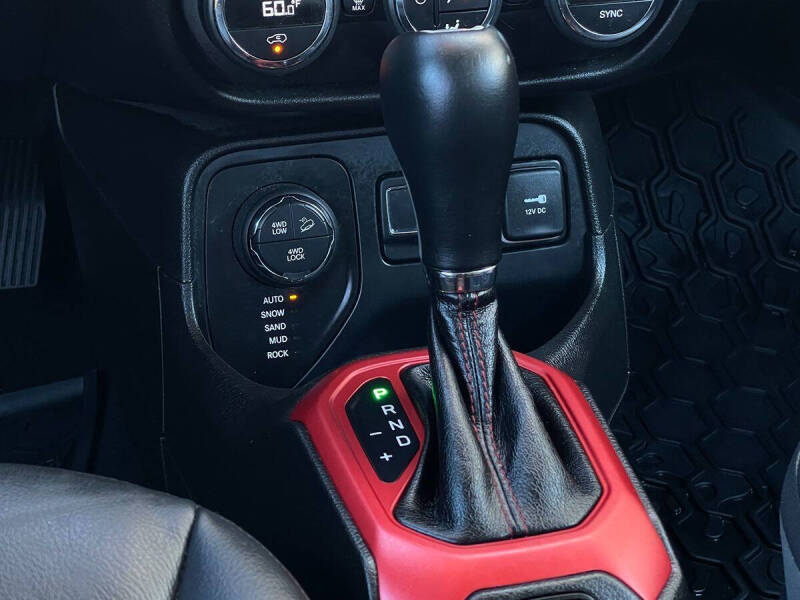 2016 Jeep Renegade Trailhawk