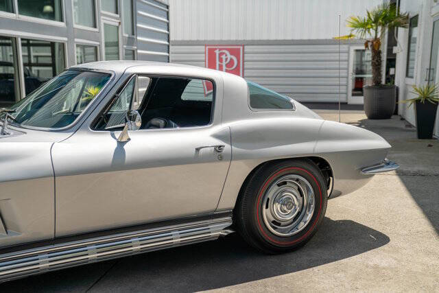 1967 Chevrolet Corvette 9