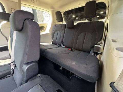 2017 Chrysler Pacifica Touring
