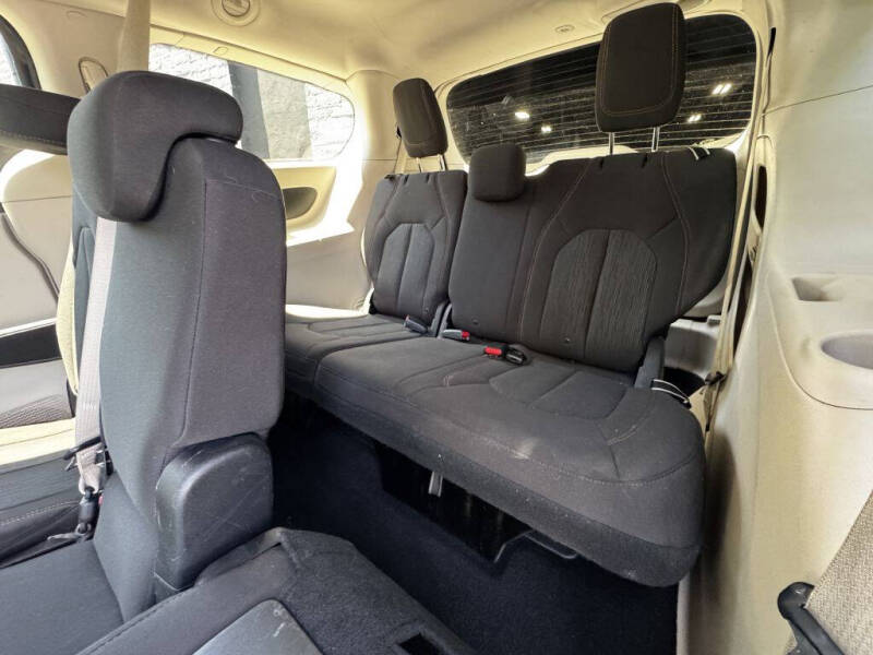 2017 Chrysler Pacifica Touring