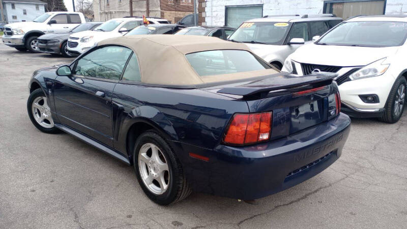 2003 Ford Mustang Premium
