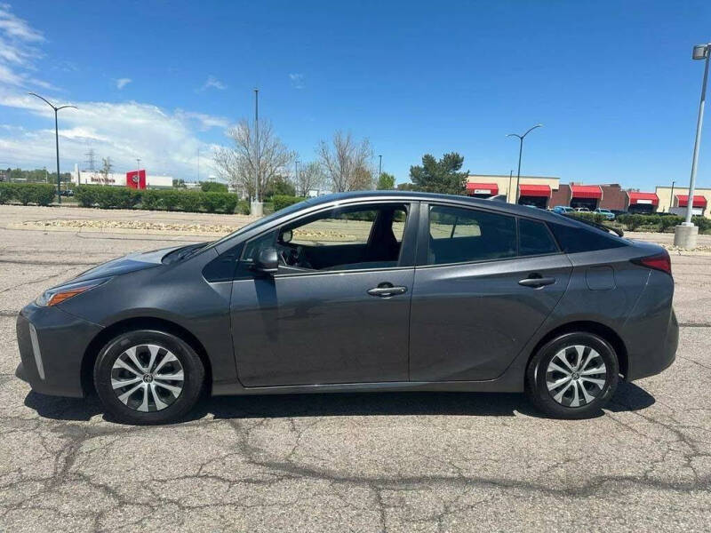 2019 Toyota Prius LE AWD-e