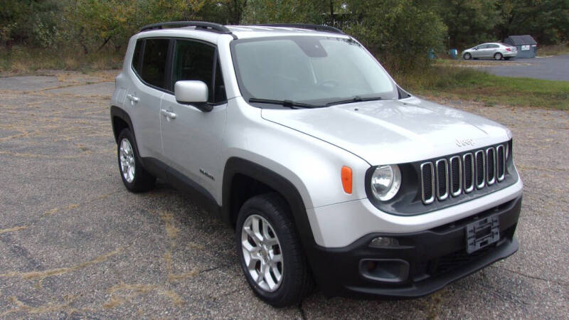 2017 Jeep Renegade Latitude's photo