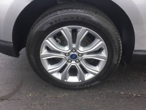 2021 Ford Edge Titanium