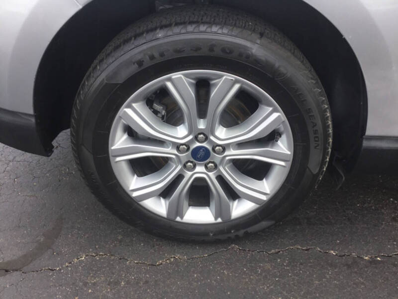2021 Ford Edge Titanium