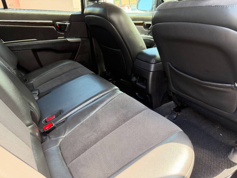 2012 Hyundai Santa Fe SE