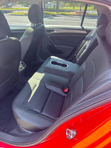 2017 Volkswagen Golf