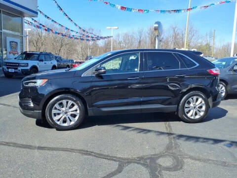 2023 Ford Edge Titanium