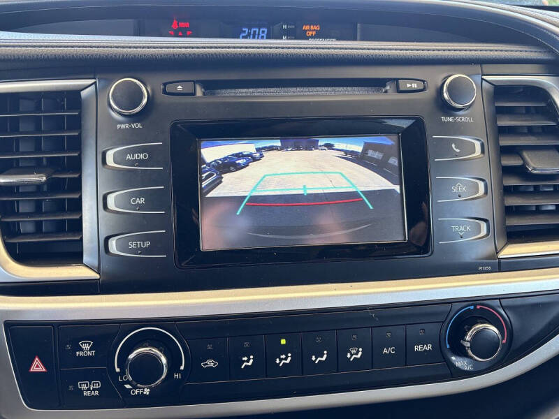 2018 Toyota Highlander LE