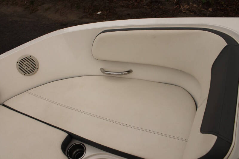 2018 Bayliner VR5 Bowrider