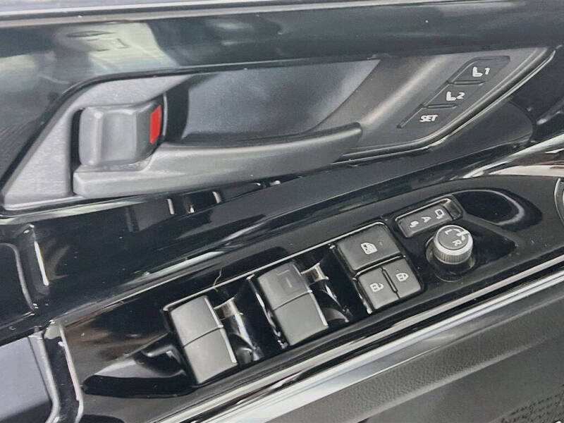 2023 Subaru Solterra Touring