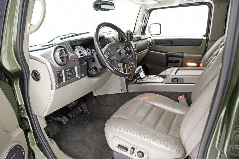2004 HUMMER H2