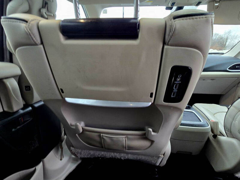 2018 Chrysler Pacifica Hybrid Limited