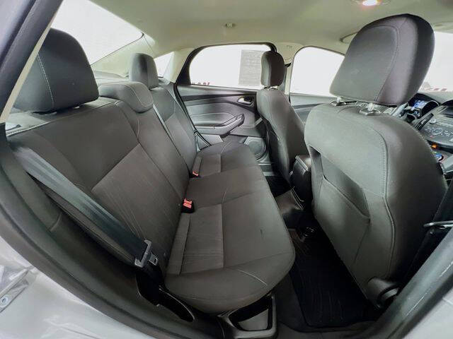 2017 Ford Focus SE