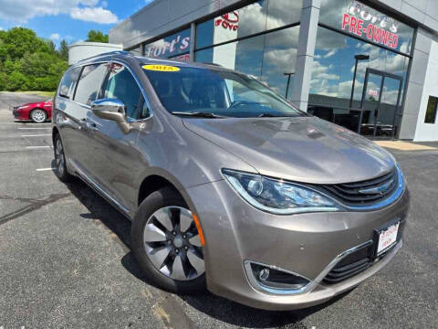 2018 Chrysler Pacifica Hybrid Limited