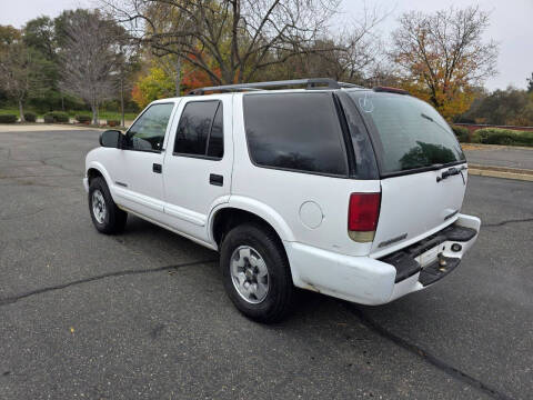 2003 Chevrolet Blazer LS