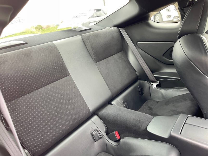 2023 Toyota GR86 Premium