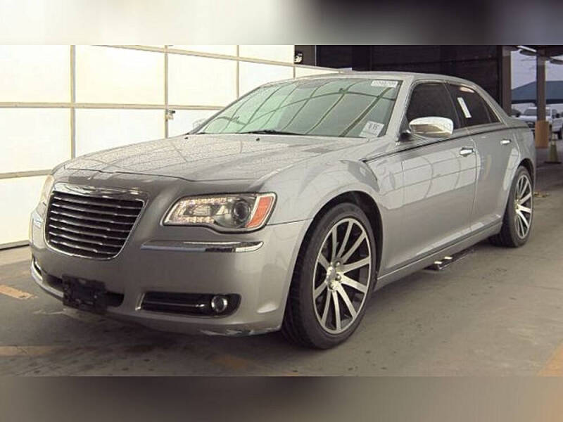 2013 Chrysler 300 C