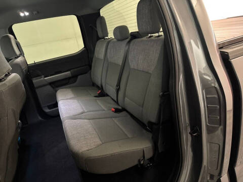 2023 Ford F-150 Lightning XLT