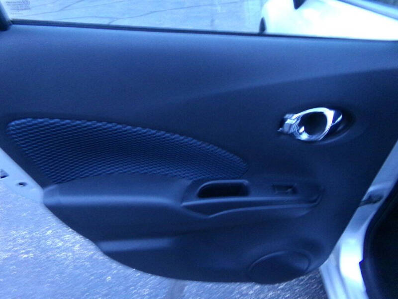 2015 Nissan Versa Note SV