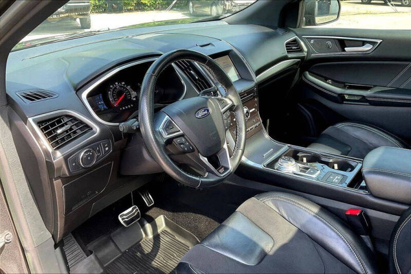 2019 Ford Edge ST