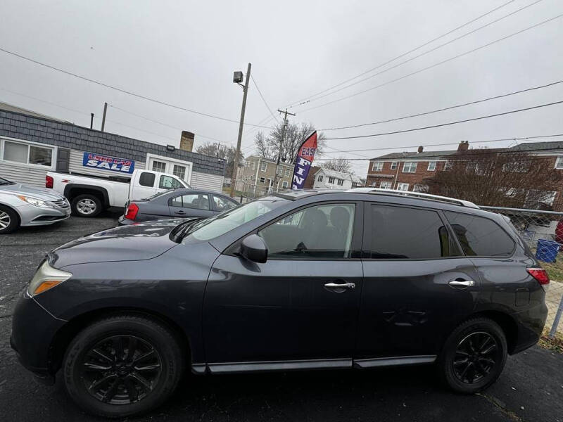 2013 Nissan Pathfinder SV