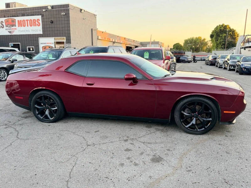2017 Dodge Challenger