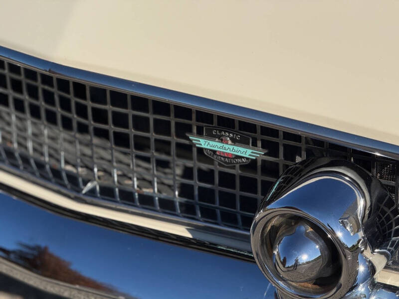 1955 Ford Thunderbird