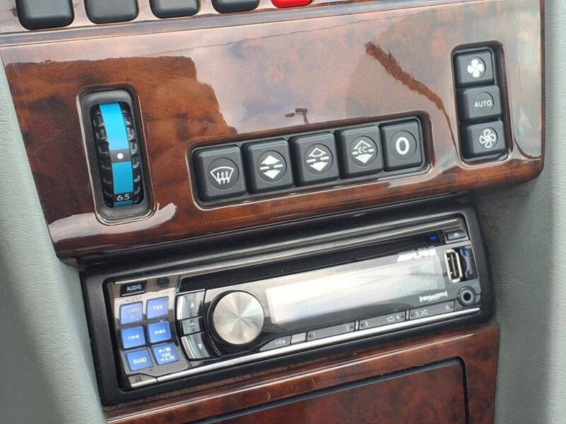 1995 Mercedes-Benz E-Class E 320