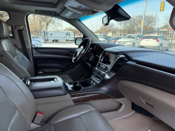 2017 Chevrolet Suburban LT