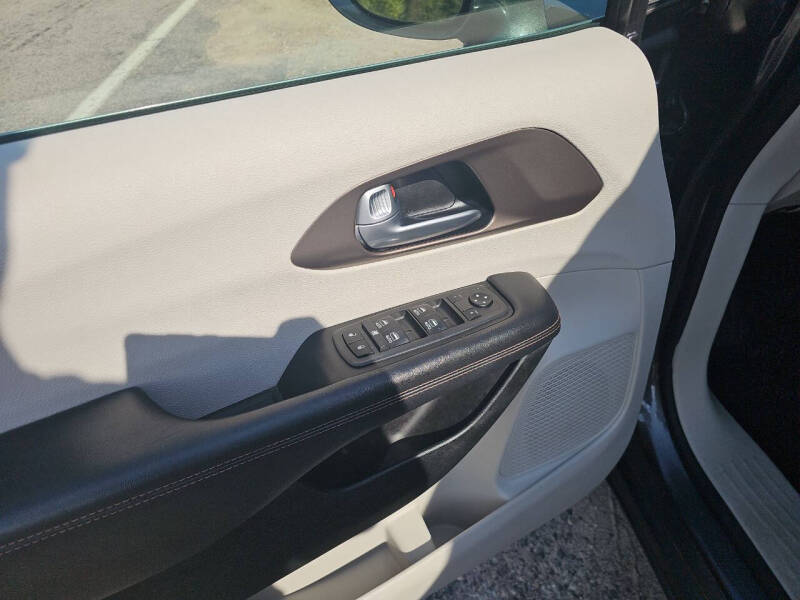 2018 Chrysler Pacifica Touring L Plus