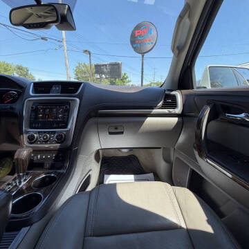 2016 GMC Acadia Denali