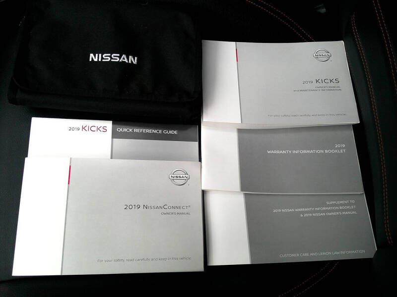 2019 Nissan Kicks SR