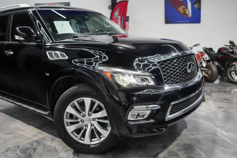 2017 Infiniti QX80