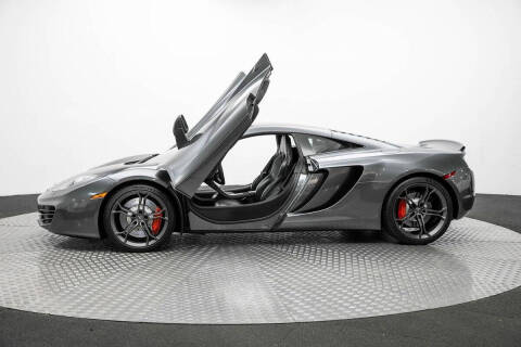 2013 McLaren MP4-12C