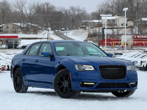 2022 Chrysler 300 Touring L