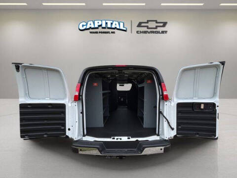 2025 Chevrolet Express 2500