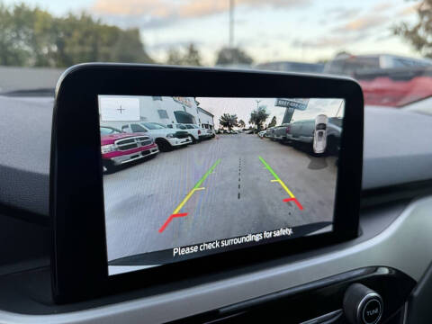 2022 Ford Escape SEL