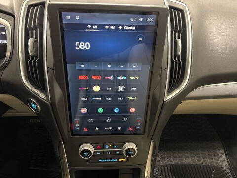 2021 Ford Edge Titanium