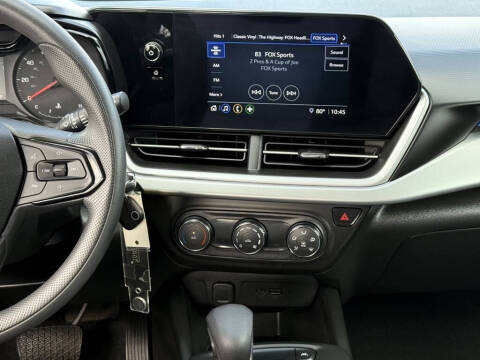 2025 Chevrolet Trax LS