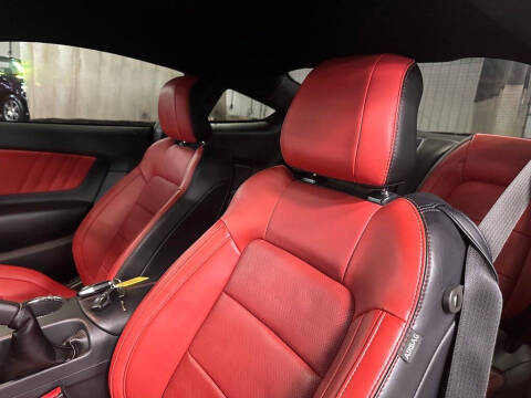 2017 Ford Mustang GT Premium