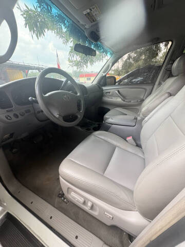 2006 Toyota Sequoia SR5